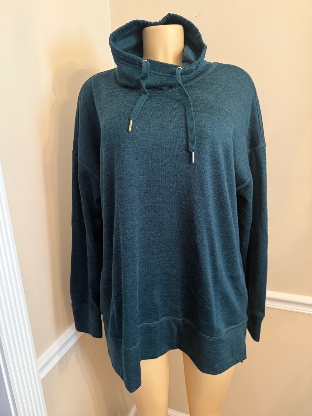 Old Navy Active Teal Hoodie Pullover
